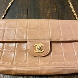 ❌Sold❌CHANEL 😍Leather Shoulder 👜Bag❤️